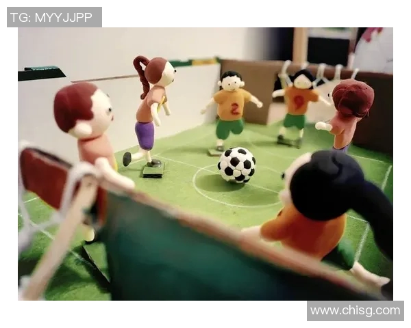 用黏土打造足球明星的创意手工艺品，趣味与艺术的完美结合